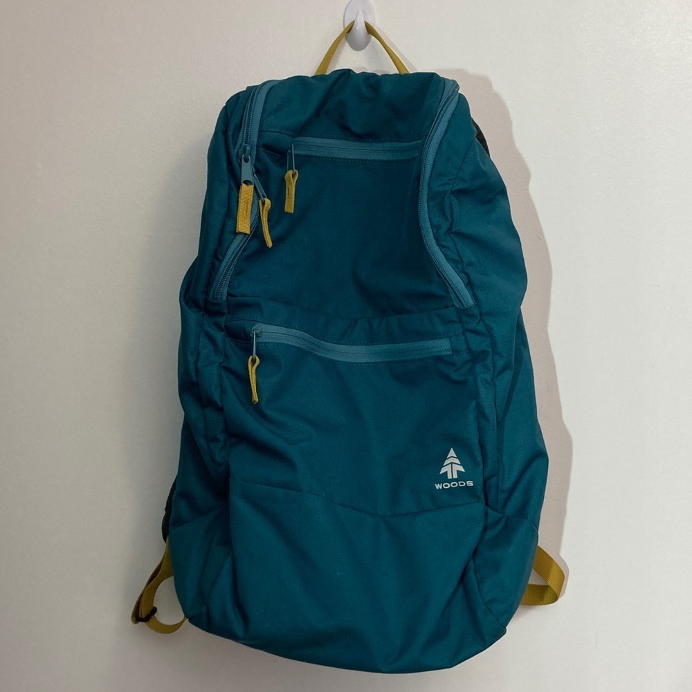 Woods Commuter 18 Daypack in teal/blue with yellow accents - Picture 5 of 7